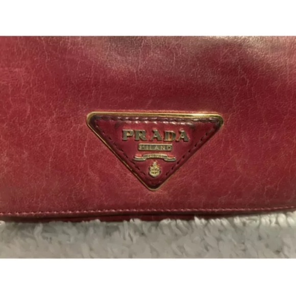 Vintage Prada Wallet - Picture 5 of 6